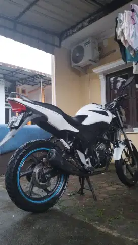 Dijual Honda cb 150 r tahun 2014