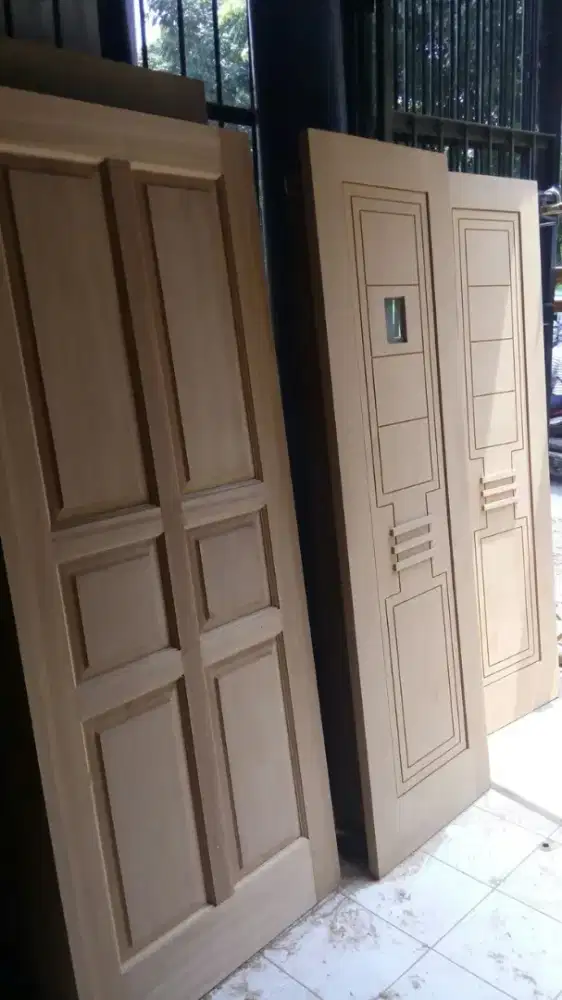 Daun pintu minimalis Meranti Samarinda