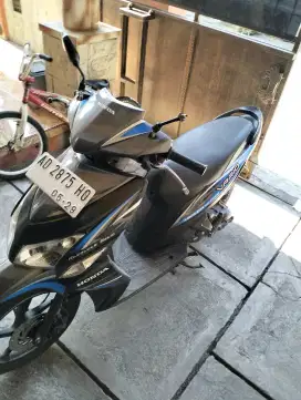 Dijual cepat Honda Vario 2013,surat komplit, mulus,tangn prtama