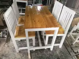Set meja makan bangku sender