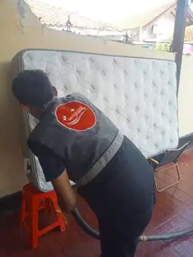 Jasa cuci kasur sofa jok mobil