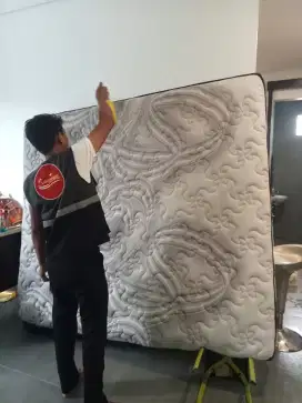 Jasa cuci kasur sofa jok mobil