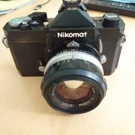 Kamera Nikomat F2