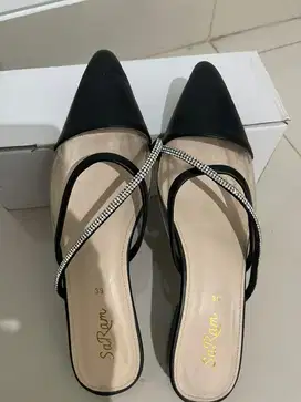 New ! Sandal hitam transparant