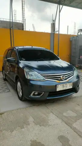 Grand Livina SV/MT 2014