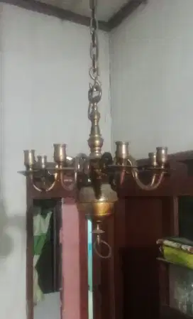 Lampu gantung cabang