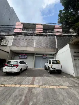 Disewakan Ruko Di Jln Lengkong Kecil