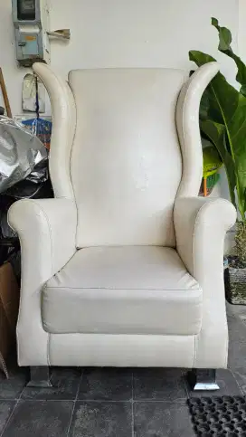 Sofa Putih 1 sitter