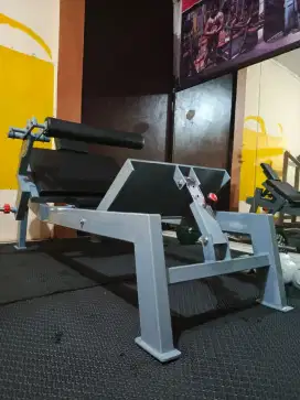 Alat fitness hip trush