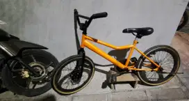 sepedah BMX anak