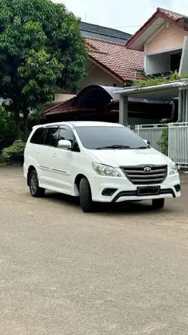 Toyota Innova G 2.5 Diesel Matic Tahun 2015 Putih ( Grill Lebar  )