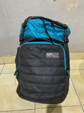 Tas Merk Tracker