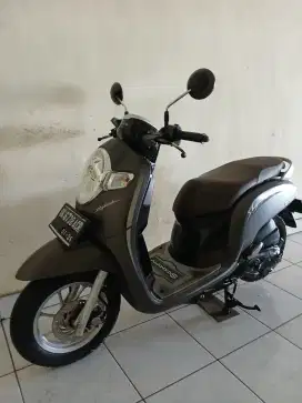 DP 2 JT/ BUNGA MENURUN 2%/ HONDA SCOOPY TAHUN 2020