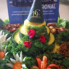 Tumpeng besar enak