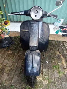 Vespa PX tahun 1980