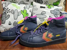 Dijual sepatu converse shanghai size 42, no dus