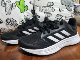 Dijual sepatu adidas galaxy 5, new size 36