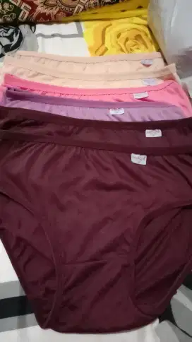 Celana dalam ukuran 3L 6 pcs 35 rb aja