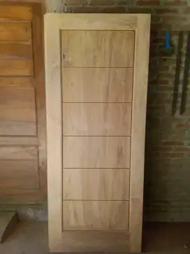 Kusen dan daun pintu