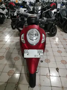 Honda scoopy 110 cc 2024 merah