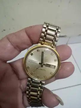 Dijual jam tangan Mido comander dan chronometer