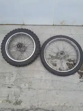 Velg original klx 150 s plus ban