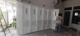 henderson pintu garasi