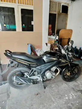 JUAL VIXION 2010 SS LENGKAP