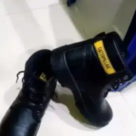 Sepatu Safety Booth Tinggi