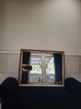 Kaca Serbaguna Persegi