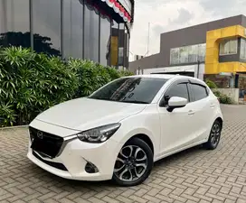 Mazda 2R Skyaktiv Facelift 2014 AT