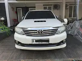 Toyota Fortuner G VNT Turbo AT 2014 Diesel