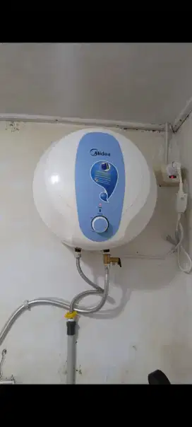 Water heater listrik midea 15L