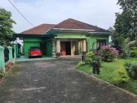 Di jual Rumah Pribadi cantik semi furnished