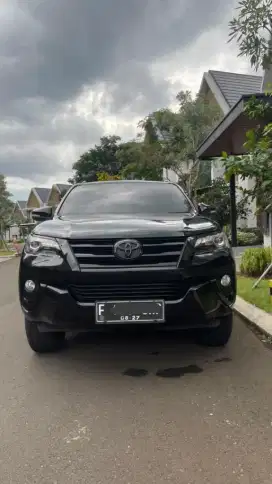 FS : Fortuner G AT 2016