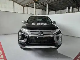 Low Km 22rban Mitsubishi Pajero Dakar 2.4 AT ( Matic ) 2022 Hitam