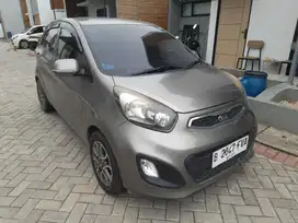 Kia Picanto 2012 Bensin