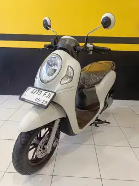 Honda scoopy prestige