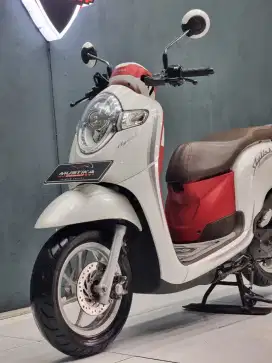 Perfect Condition!!Honda Scoopy 2019 White Plat Panjng Mulus-Mustika