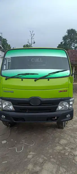 Hino Dutro 2016 Diesel