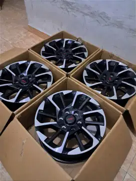 Velg fortuner TRD r18 original