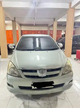Toyota Kijang Innova 2.0 V AT 2005