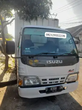 Isuzu NHR 55 Engkel 2010 mulus