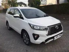 Toyota Innova Reborn 2.4 G Solar Matic 2023