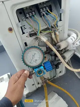 Servis AC panggilan, tambah preon, mesin cuci, kulkas, depenser, dll