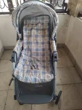 Stroller Bayi Kondisi Masih Layak Pakai