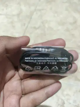 Headset/handsfree Samsung, (Barang Baru)