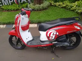 HONDA SCOOPY CBS ISS 2015 PAJAK HIDUP