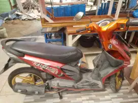 Honda Beat 2009 Merah