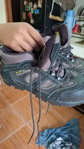 Dijual Safety Shoes bekas no 41